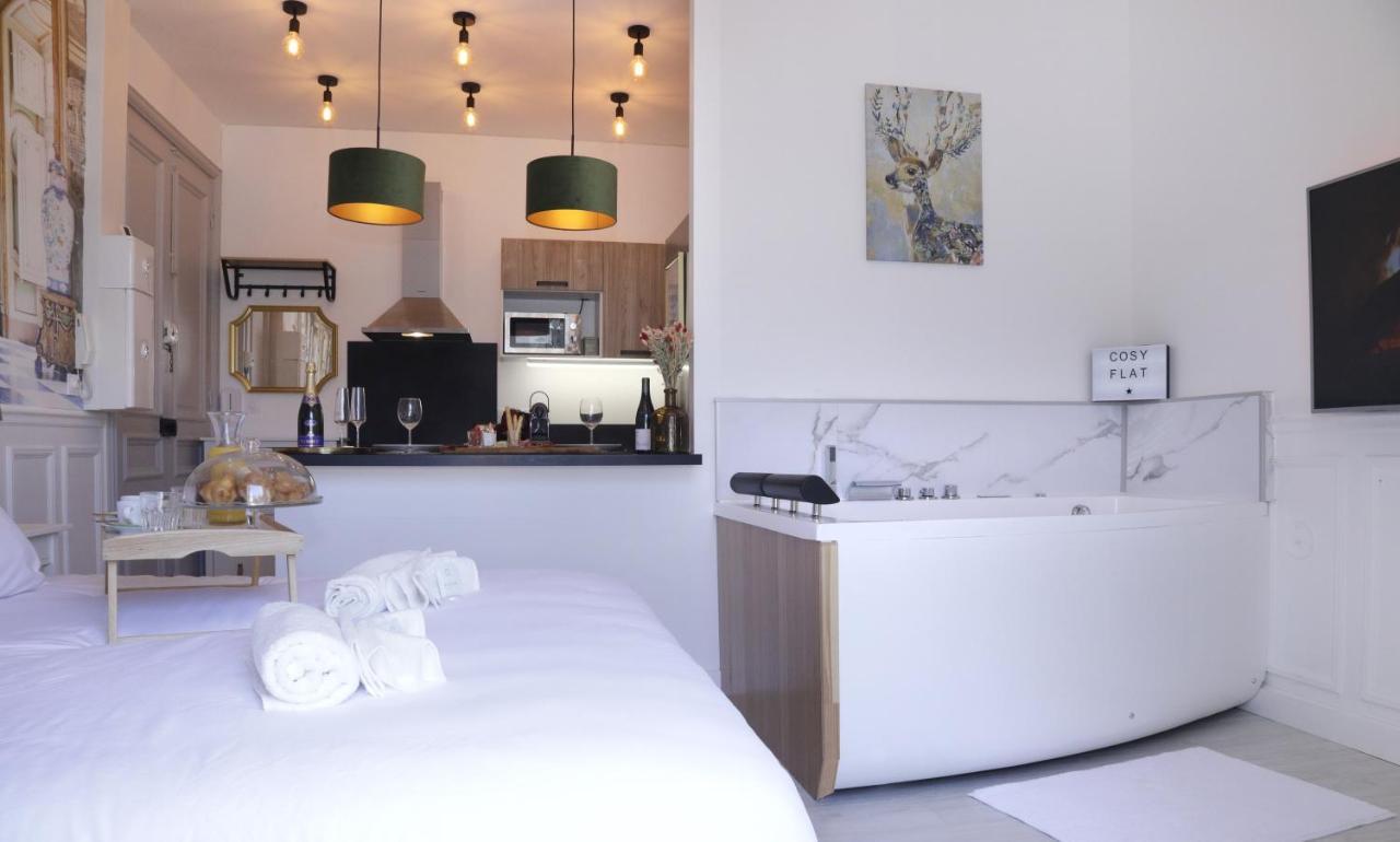 Ferienwohnung La Marquise - Cosy Flat - Jacuzzi - Senlis Senlis  Exterior foto